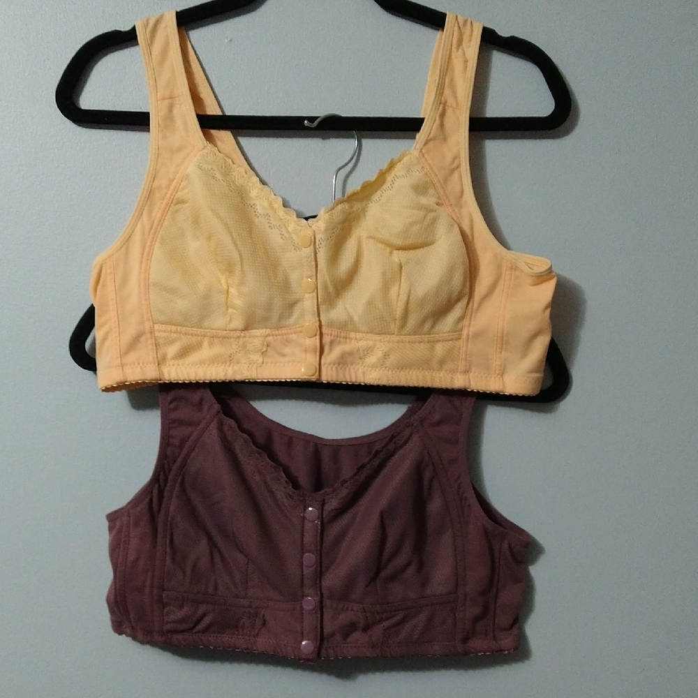 Women's Yellow and Plum Lot Of 3 Size Label 5X Appear To Be 3-4X Snap Front Bra